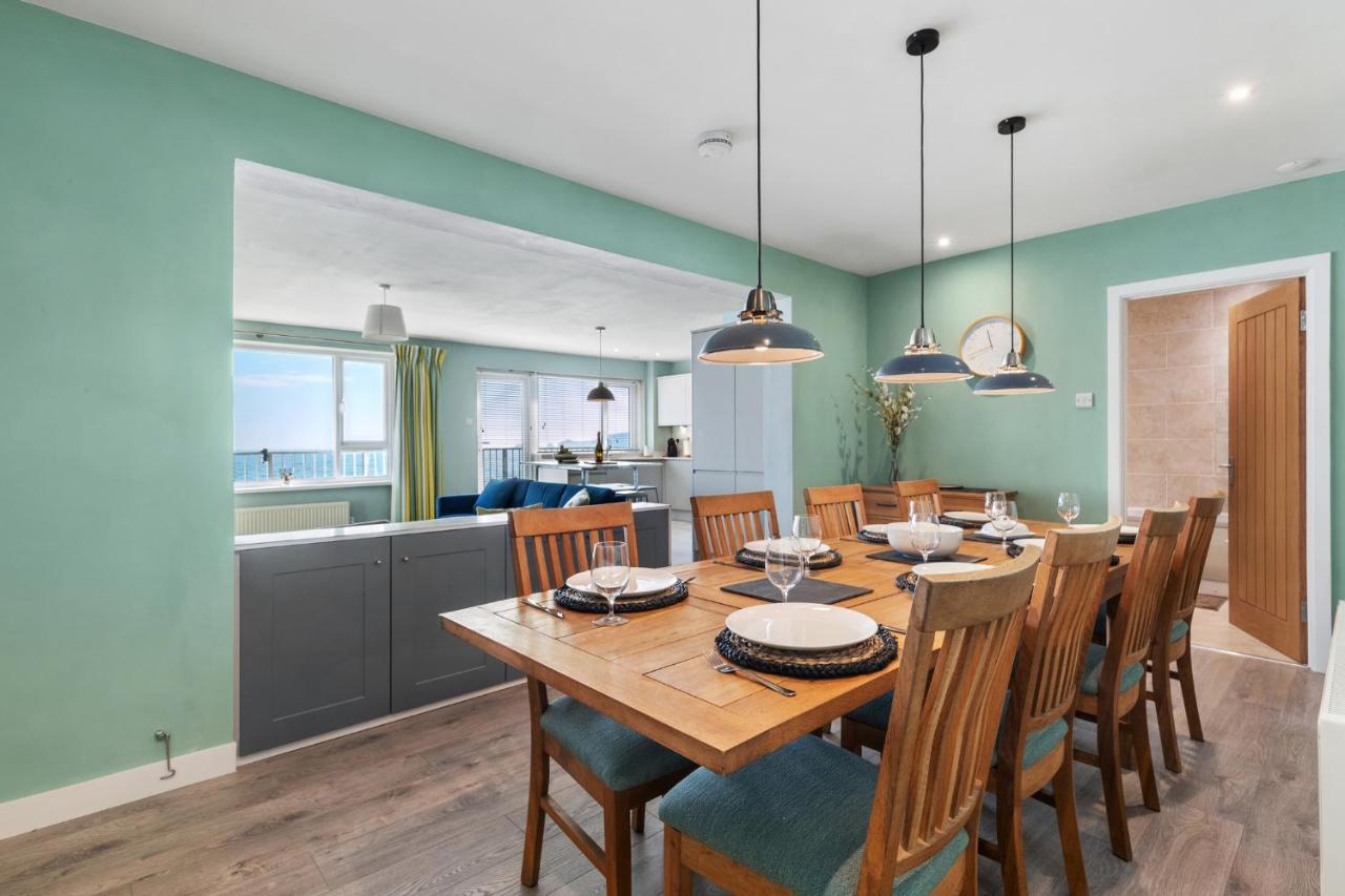 Dolphins Apartment - Spectacular Sea Views Saundersfoot Bagian luar foto